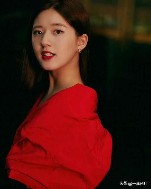 娱乐圈吃瓜中国女明星,揭秘中国女明星的吃瓜盛宴